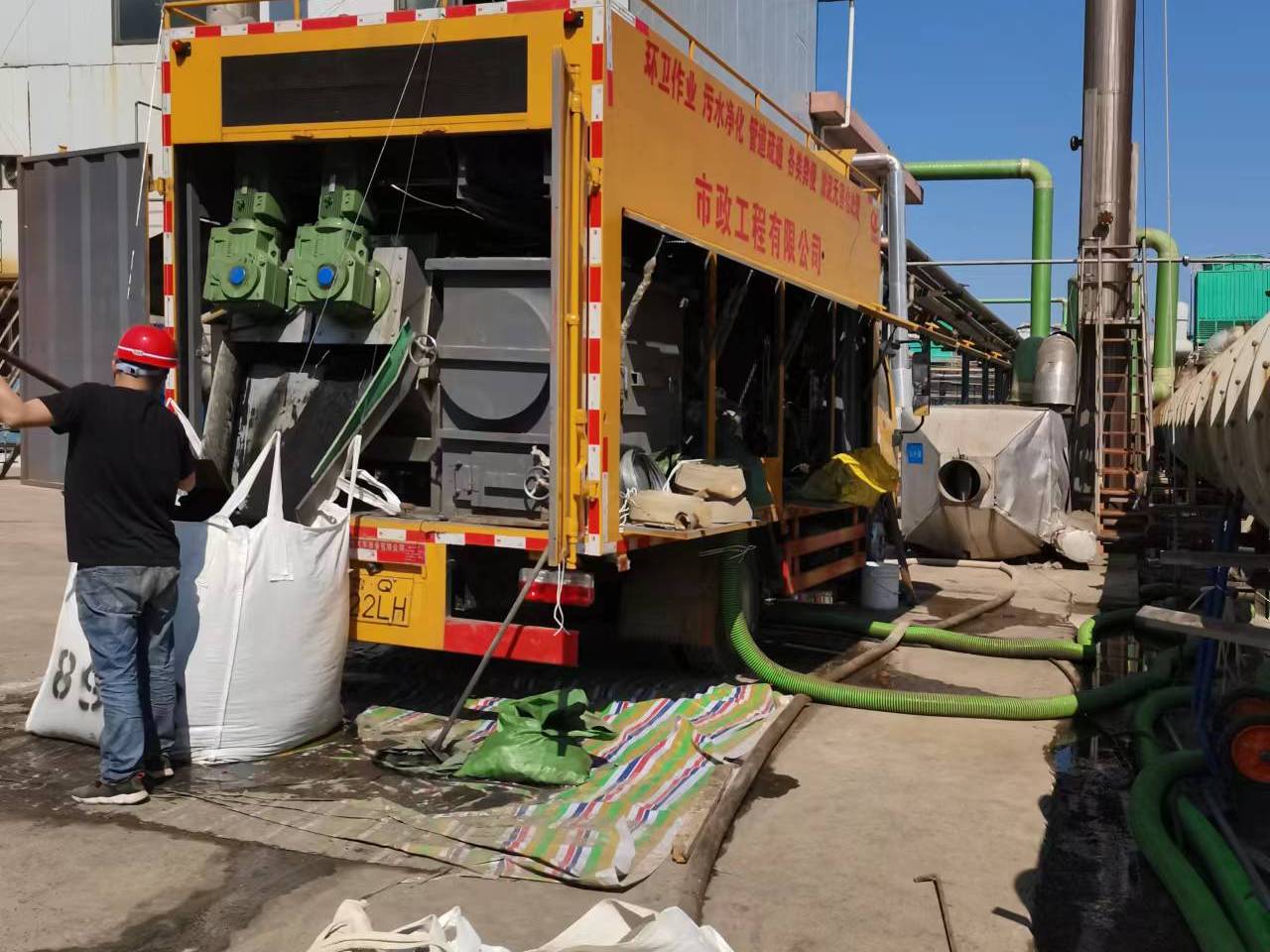 环县淤泥压干处理